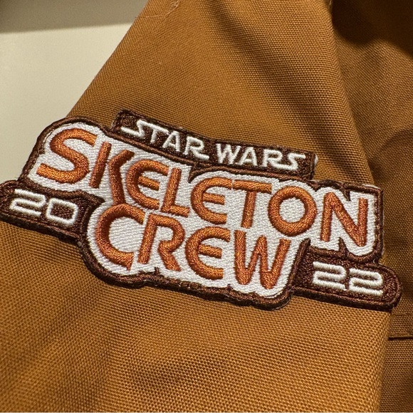 Star Wars Ahsoka TV Show Film Crew Exclusive Skeleton Crew Season 2 Jacket NWT - Picture 4 of 12
